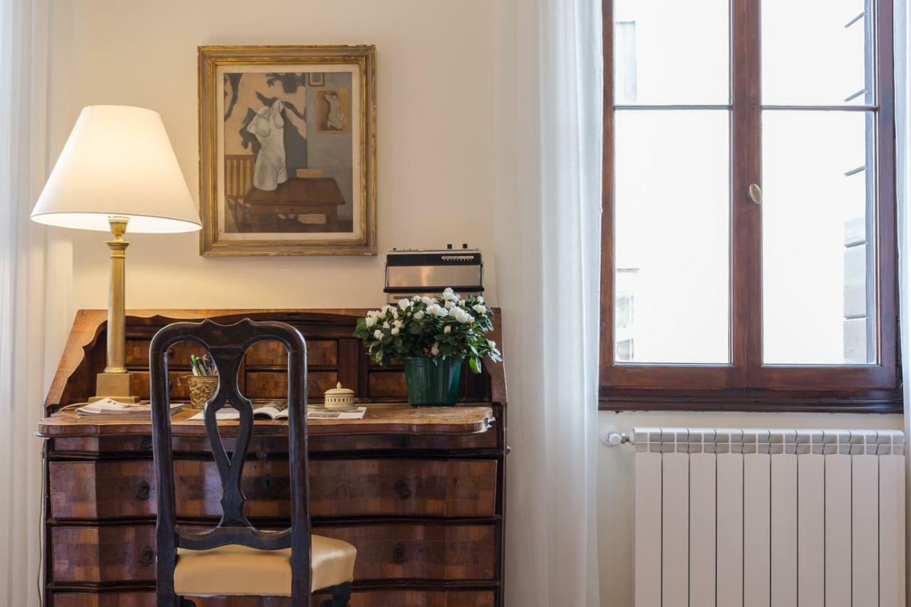 Ca Dei Greci Canal View Apartment Venice